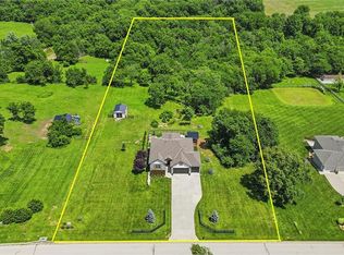 12001 S Eagle Crest Dr, Lees Summit, MO 64086