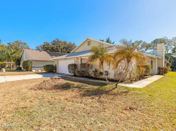 136 Grebe Ct, Daytona Beach, FL 32119