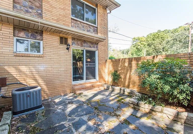 120 Biscayne Dr NW #B10 — Photo 25
