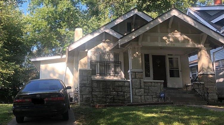 1st image of 4226 S Benton Ave