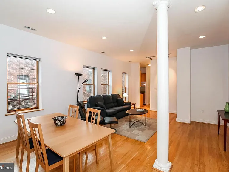 1427 Chapin St NW #301 — Photo 2
