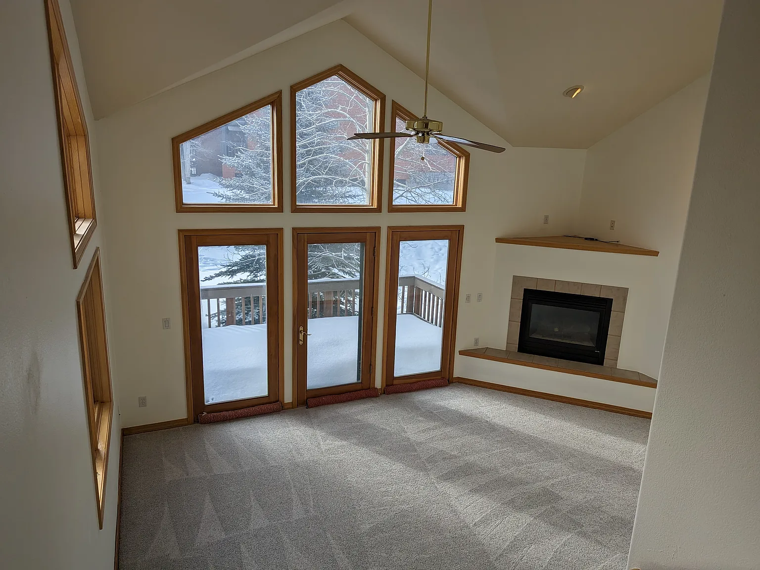 3 bed, 1730 sqft, $6,000 — Photo 1