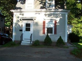 8 Linden St, Ipswich, MA 01938