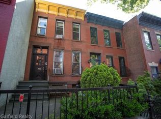 484 11th St, Brooklyn, NY 11215