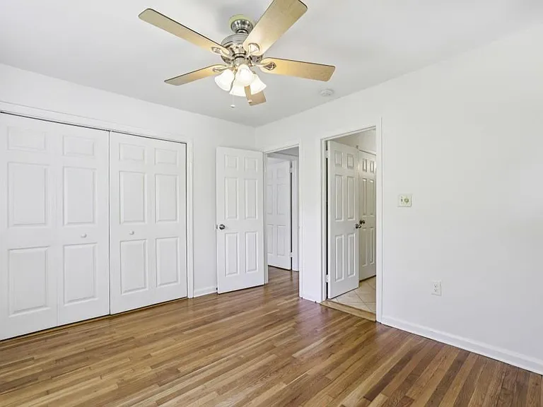 2056A Abby Ln NE — Photo 18