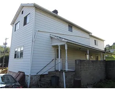 408 Chestnut St photo 1