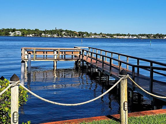 If you love a riverview...