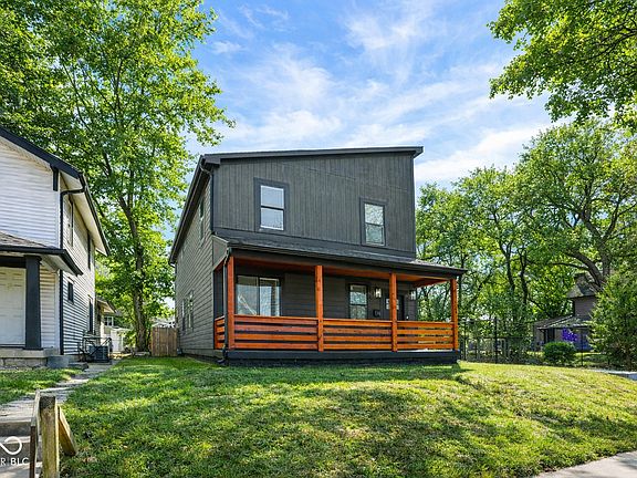 3rd image of 1209 N Rural St