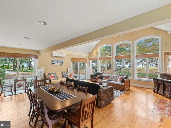 45966 Oconnors Ln, Piney Point, MD 20674