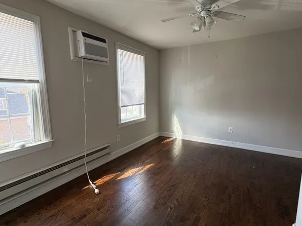 1820 Butler Pike, Conshohocken, PA