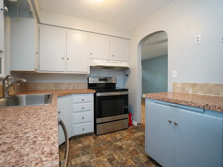 1517 S Chrisway Dr — Photo 22