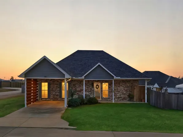 301 Rike Rd, Mabank, TX 75147