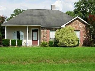 25922 Jefferson Ave, Denham Springs, LA 70726
