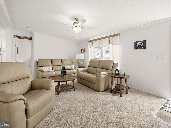 5th image of 33392 Buttercup St