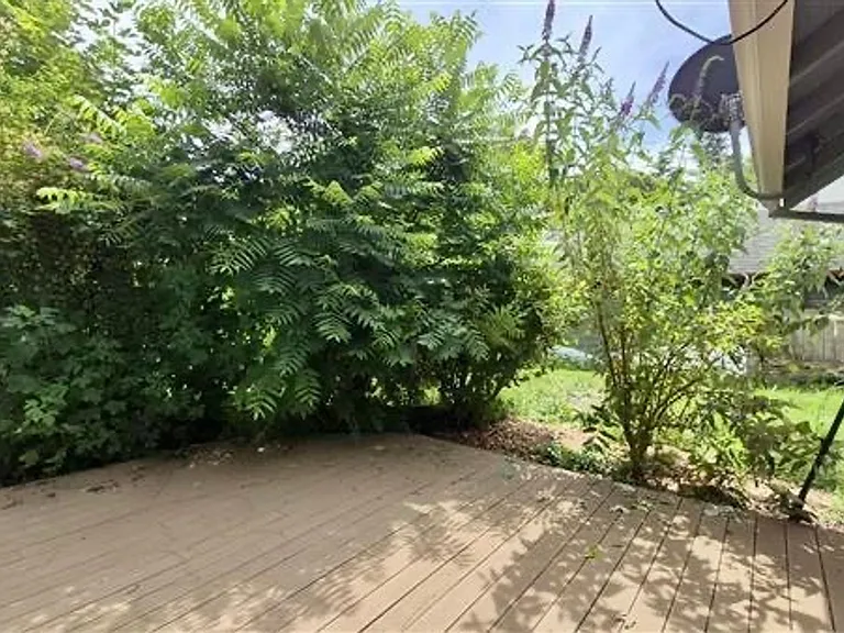 7330 SW 53rd Ave — Photo 25