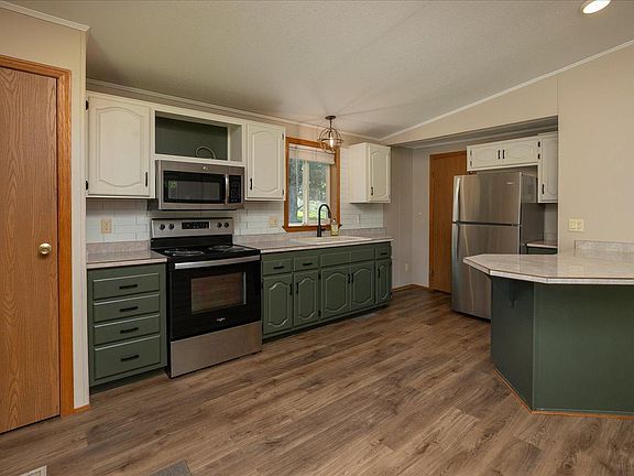 3rd image of 7300 30th St SE