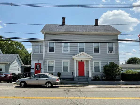 444-446 Washington St, Coventry, RI 02816