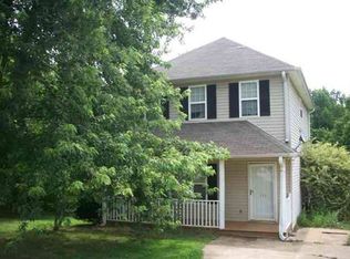 338 Berryhill Dr, Boiling Springs, SC 29316