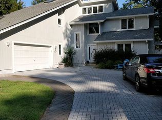 2200 Sandy Woods Cir, Virginia Beach, VA 23456