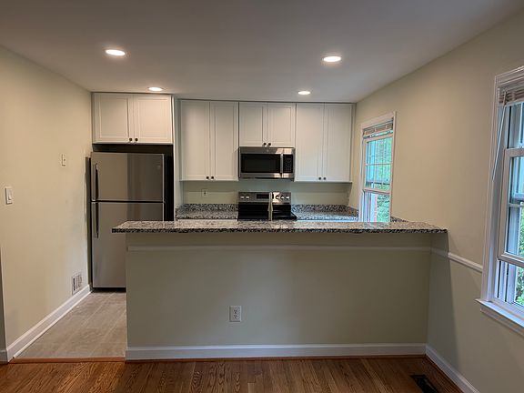 3rd image of 3351 Contessa Ct