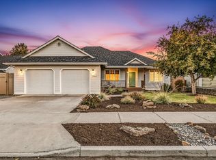 20919 Spinnaker St, Bend, OR 97701