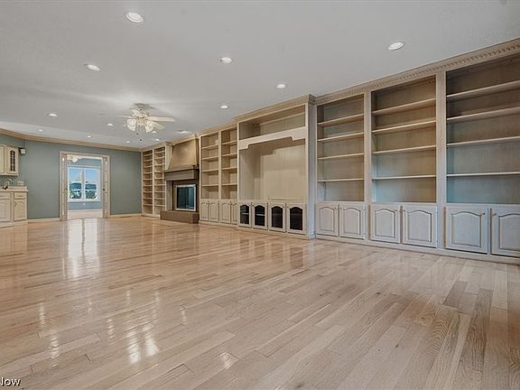 4th image of 602 51st St