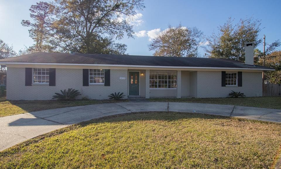 1st image of 1459 Tally Ho Cir