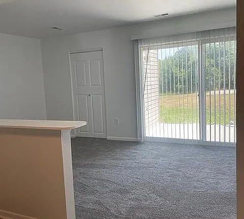 3rd image of 6420 Jefferson Pl