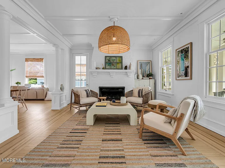 206 Brighton Ave — Photo 85