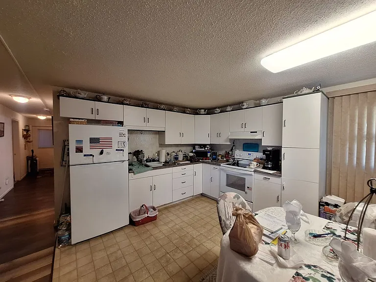2406 Hill Ave — Photo 17