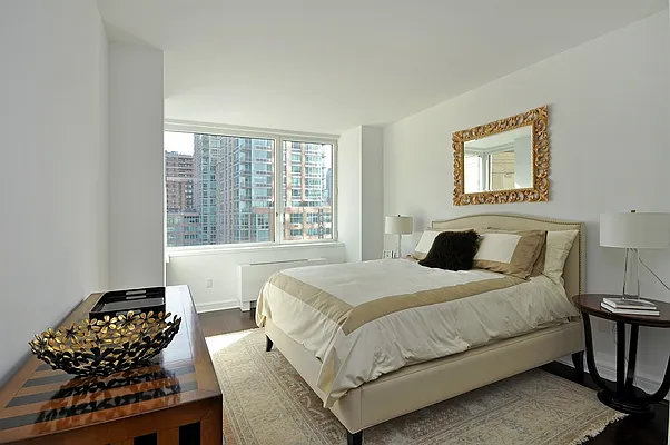 Sold by Corcoran | media 5