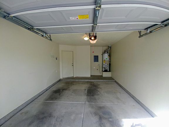 Single-Car Garage
