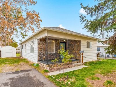 216 S Maple St, Nampa, ID, 83686