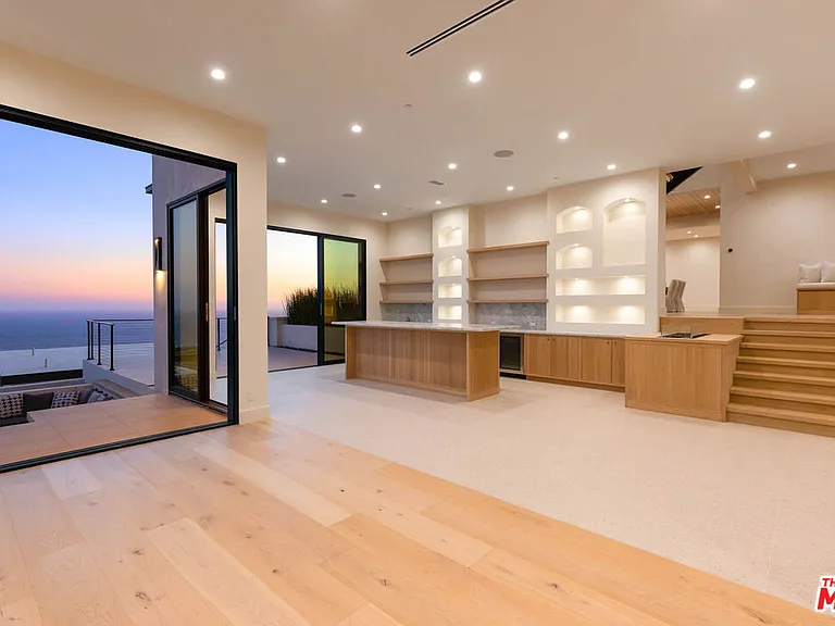 5366 Horizon Dr — Photo 21