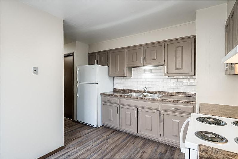 3319 Sun Valley Terrace 3319 Sun Valley Ter Rockford, IL Zillow