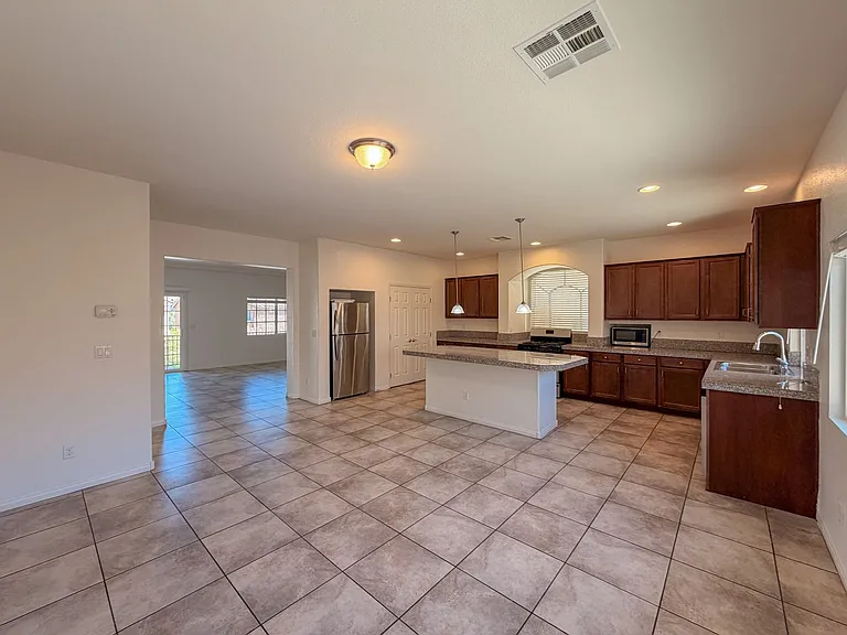 6817 Cavatina Ave — Photo 14