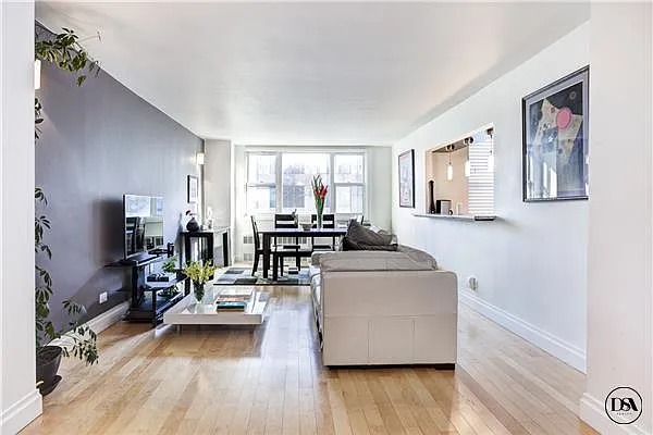 Sold by DSA Realty | media 1