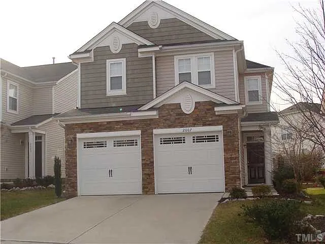 2007 Remington Oaks Cir — Photo 1