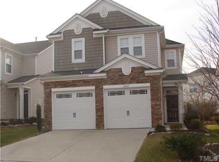 2007 Remington Oaks Cir, Cary, NC 27519