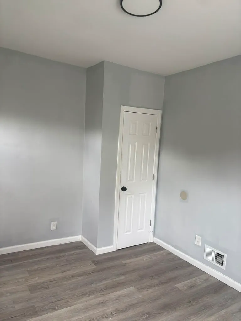 2 bed, 950 sqft, $1,800 — Photo 2