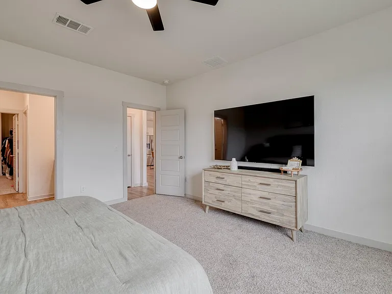 14005 McArthur Dr — Photo 15