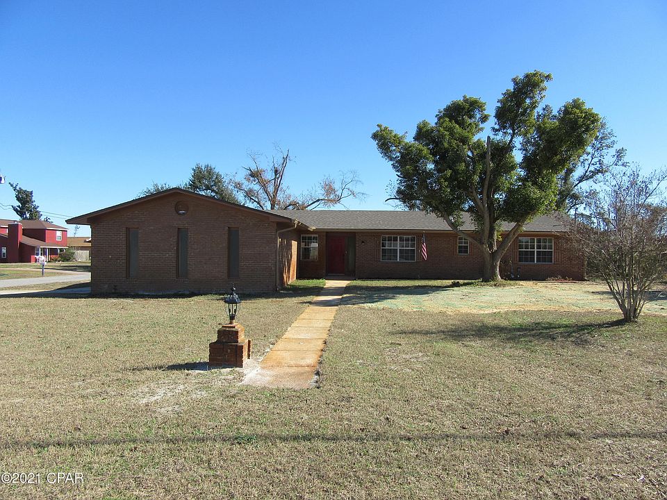 1st image of 721 Plantation Dr
