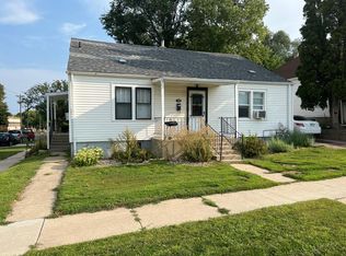 1304 E 4th St APT 2, Sioux Falls, SD 57103