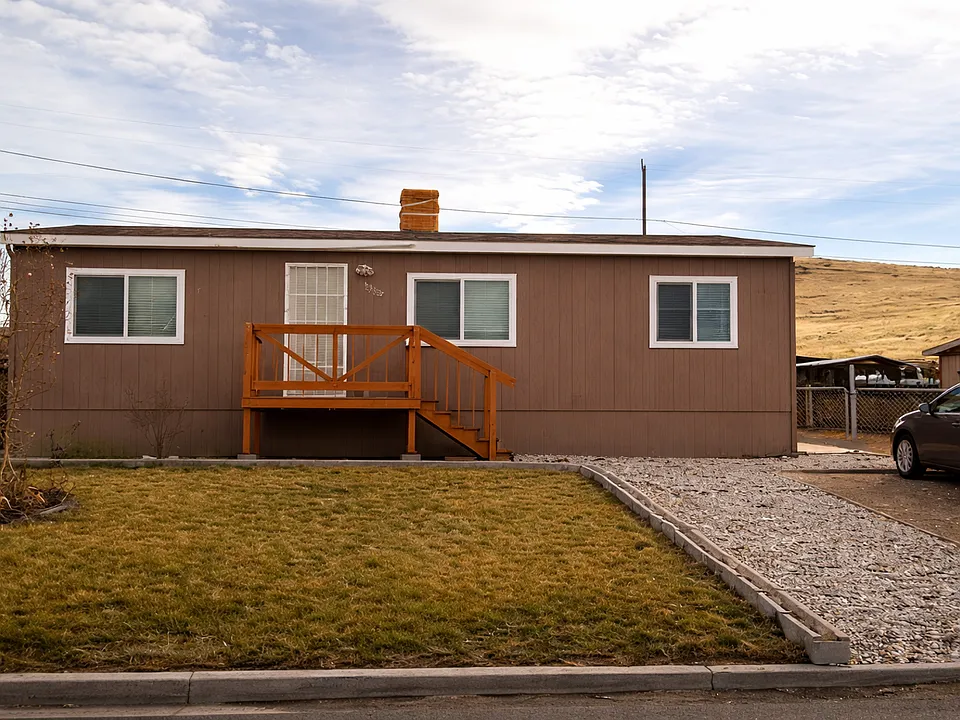 5360 Corral Dr