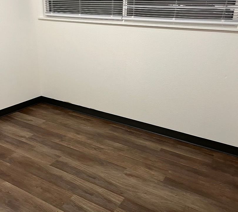 1st image of 507 10th Ave SE #3