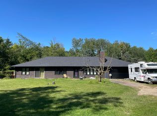 14450 259th St, Lindstrom, MN 55045