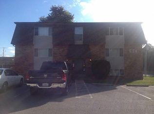 534 Williamsburg Dr APT F, Belleville, IL 62221