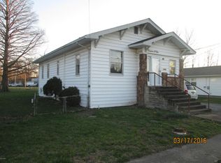 1405 W Walnut St, Marion, IL 62959