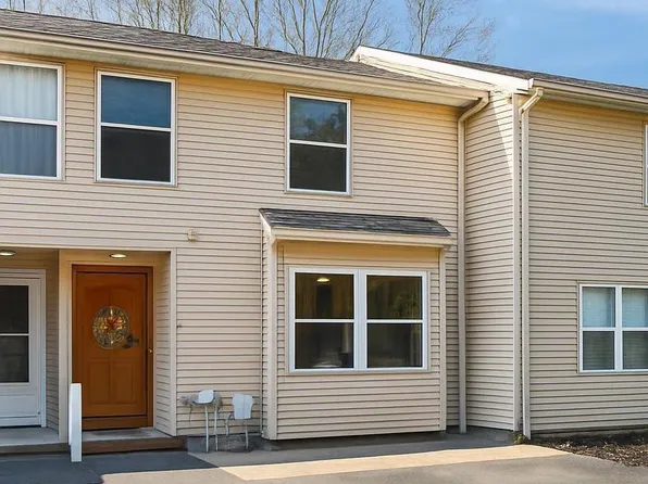 6 Lower Valley Ln, Newark, DE 19711