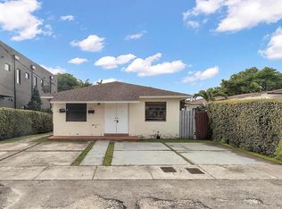 2826-2828 SW 32nd Ct, Miami, FL 33133